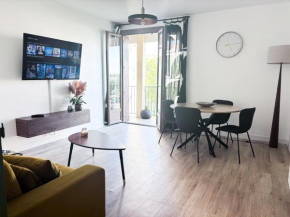 Appartement 79m2 proche Airbus tout confort lumineux 2 chambres, 1 bureau